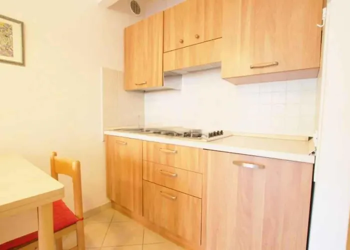 In 54501 * Lido di Jesolo